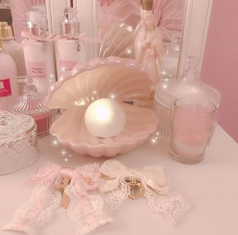 Pink Aesthetic Strawberry, Pixie Aesthetic, Strawberry Print Dress, Royalcore Aesthetic, Light Pink Purse, Aesthetic Strawberry, Dress Light Pink, Perfume Bottle Design, Soft Pink Theme