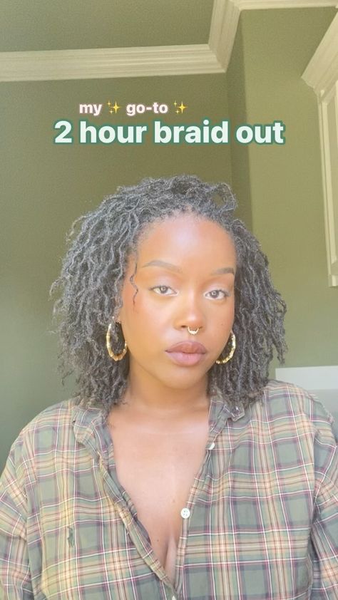 kali (@kalislocs) • Instagram photos and videos Chunky Braids, Braid Out, Long I, Rubber Bands, Locs, Braids, Spray, Instagram Photos, Photo And Video