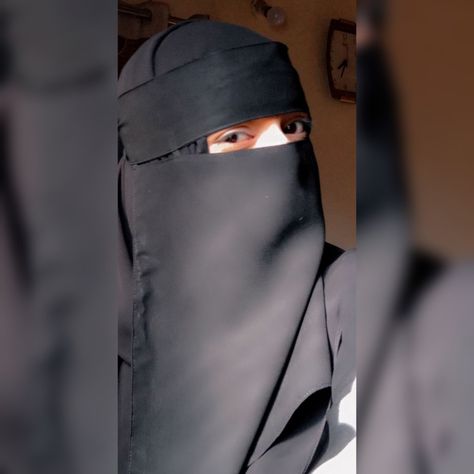 Nakab Muslim Dp, Indian Hijabi Girl, Hijab Girl Dpz Hidden Face, Hijabi Girl Hidden Face, Hijabi Girl Dp, Indian Muslim Girl, Ab Devillers, Hijabi Dp, Hijab Pic