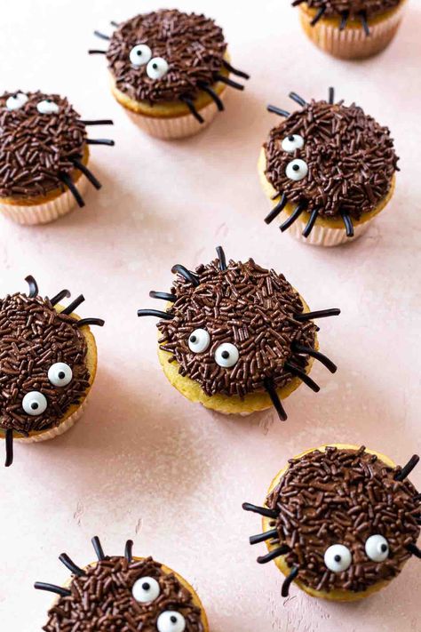 Dairy Free Halloween Recipes, Haloween Cupcakes, Halloween Spider Cupcakes, Halloween Cupcake Recipes, Dairy Free Halloween, Haloween Cakes, Spider Cupcakes Halloween, Dairy Free Cupcakes, Halloween Cupcakes Decoration