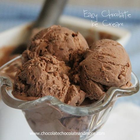 Easy Chocolate Ice Cream-no machine needed! I didn’t believe ice cream could be good without an Ice Cream maker. I’d seen all these recipes floating around last year. My friend Dorothy at Crazy for Crust even did a round up post of them.  I had to find out for myself. I grew up on machine made... Chocolate Custard Ice Cream Recipe, Custard Ice Cream Recipe, Homemade Chocolate Ice Cream, Custard Ice Cream, Ice Cream For Breakfast, Chocolate Ice Cream Recipe, Ice Cream Maker Recipes, Chocolate Custard, Homemade Ice Cream Recipes