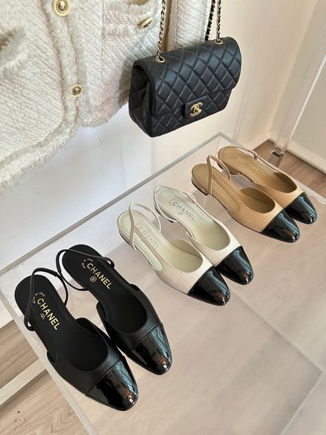 Chanel Slingback Flats, Slingback Chanel, Elegant Shoes Heels, Trending Womens Shoes, Fashion Shoes Heels, Shoes Heels Classy, Shoe Wishlist, Classy Shoes, Fancy Shoes