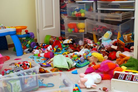 "My Eyes Forgot!" https://naamayehuda.com/2017/04/10/my-eyes-forgot/ Child Playroom, Messy Room, Ways To Organize, House Apartment, Apartment Room, Child Safety, Kids Playroom, Tornado, Kids And Parenting