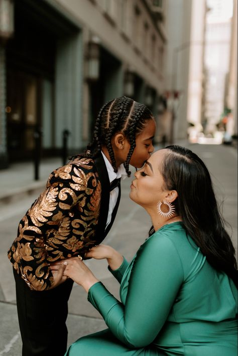 Mom And Son Black Photoshoot, Mother Son Photoshoot Ideas, Mother And Son Holiday Photo Ideas, Mother Son Poses Older, Mom And Son Indoor Photoshoot, Mother And Son Fall Photo Ideas, Mother’s Day Photo Shoot Son, Mother And Son Photoshoot, Mother’s Day Shoot With Son