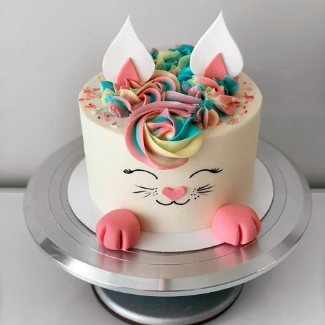 Rainbow Cat Cake, Kitty Unicorn Cake, Cake With Candles, Foodporn Dessert, Birthday 5, Mermaid Cat, Colorful Cat, Cat Cake, Rainbow Cat