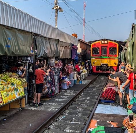 Maeklong Railway Market Ancient Kingdom, Five Star Hotel, Southeast Asia, Bangkok, Thailand, Street View, Train