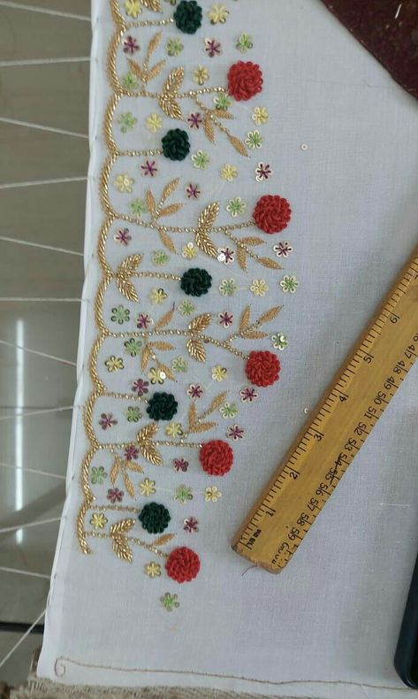 Challa Work Blouse Designs, White Blouse Embroidery Designs, Machi Work Blouse, Cutdana Work Embroidery, Heavy Blouses, Machi Work, Cape Dresses, Couture Beading, Cutdana Work