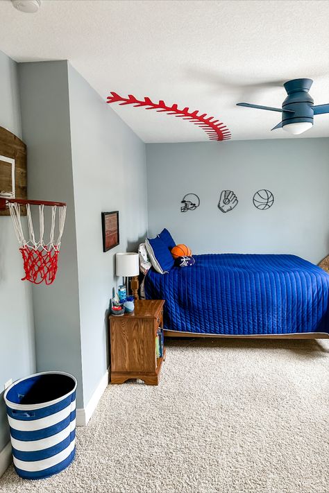 Light Blue Boys Bedroom, Boys Bedroom Colors, Blue Boys Bedroom, Baseball Bedroom, Sport Bedroom, Teen Boy Room, Best Online Clothing Stores, Blue Room, Sports Room