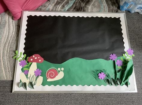 Mushroom Themed Bulletin Board, Gardening Bulletin Board Ideas, Cottagecore Bulletin Board, Mushroom Bulletin Board Ideas, Garden Themed Bulletin Board, Daycare Nursery Room Ideas Classroom, Forest Theme Bulletin Board Ideas, Mushroom Classroom Decor, Mushroom Door Decs