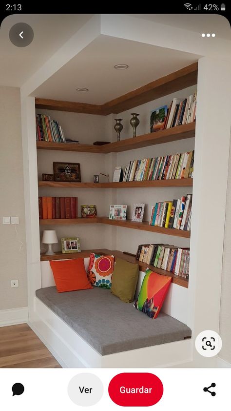 Home Library Rooms, Diy Bathroom Furniture, Pallet Furniture Living Room, Diy Furniture For Small Spaces, Diy Apartment Furniture, Furniture Small Spaces, Home Library Design, Pallet Furniture Bedroom, Ideas Hogar