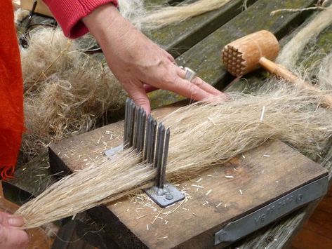 Flax Weaving, Primitive Technology, Flax Fiber, Spinning Wool, Ball Of Yarn, Spinning Yarn, Lavender Bags, Linen Yarn, Spinning Fiber