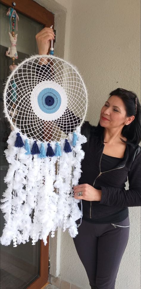 Crochet Evil Eye Dream Catcher, Evil Eye Dream Catcher, Eye Dream Catcher, Dream Catcher Mandala, Dream Catcher Decor, Crochet Dreamcatcher, Dream Catcher Craft, Crochet Doily Diagram, Eye Eye