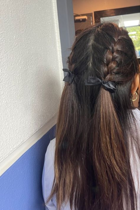 Ribbon Hairstyle, Peinados Fáciles Para Cabello Corto, Hair Stylies, Hair Up Styles, Hair Stylist Life, Short Hair Styles Easy, Easy Hairstyles For Long Hair, العناية بالشعر, Aesthetic Hair