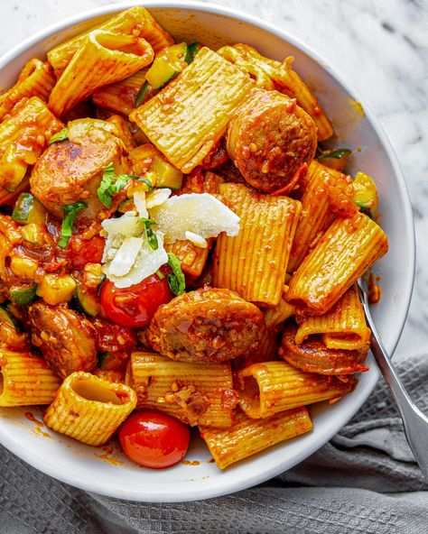 Rigatoni with Sausage, Tomatoes and Zucchini One Pot Pasta Meals, Rigatoni With Sausage, Pasta Tomato Sauce, Tomatoes And Zucchini, Sausage Rigatoni, Pasta Tomato, Italian Dinner Recipes, Pasta Meals, Italian Dinner