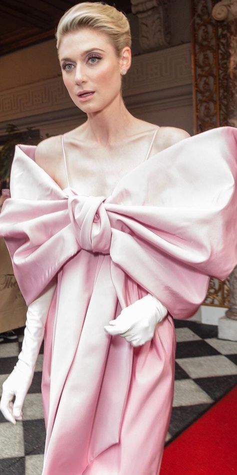 Frugal Male Fashion, Cato Fashion, Tent Dress, Pink Outfits, Beautiful Gowns, Dress With Bow, Couture Fashion, Runway Fashion, Pink Dress