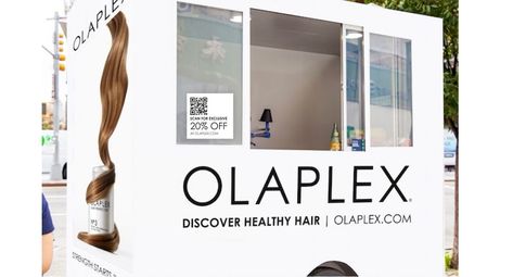 OLAPLEX Celebrates 9 Years with City Street Pop-Up Campaign - News - Modern Salon Kiosk Branding, Natural Lash Growth, Hair Brands, Coloring Tips, Styling Cream, Strong Hair, Modern Salon, Natural Lashes, Skincare Ingredients