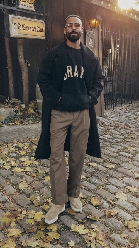 Montreal Mens Fashion, Black Man Style Aesthetic, Overcoat Men Outfit Street Styles, Black Men Aesthetic Fashion, Black Men Fashion Casual Street Style, New York Outfits Men, New York Mens Fashion, Black Men Fall Fashion, Black Men Style