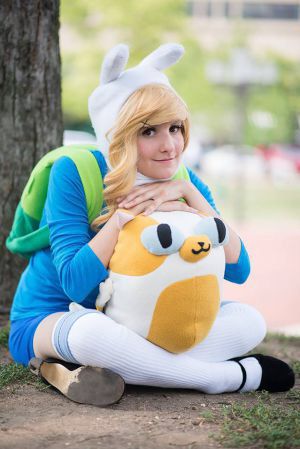 Fiona And Cake Costume, Fiona And Cake Cosplay, Fionna And Cake Cosplay, Fionna Cosplay, Fiona And Cake, Cake Costume, Fionna And Cake, Costume Inspo, White Tights