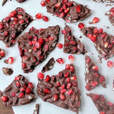 Pomegranate Bark, Dark Chocolate Pomegranate, Insulin Resistance Diet Recipes, Chocolate Pomegranate, Insulin Resistant, Dark Chocolate Bark, Pomegranate Recipes, Low Gi, Candied Ginger