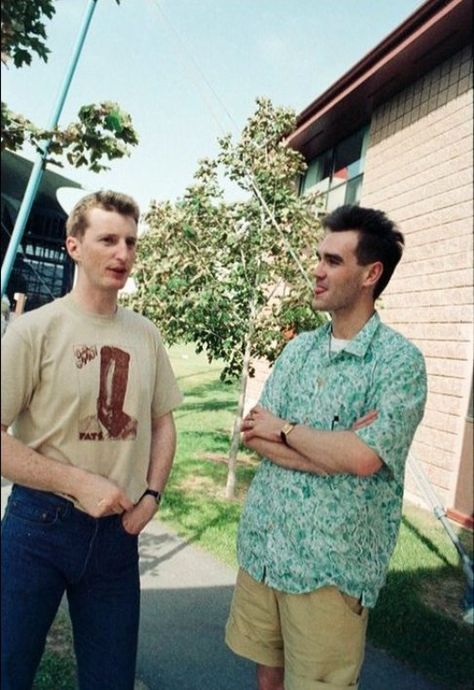 Billy Bragg and Morrissey (circa 1985).  Moz is sporting some shorts and a Hawaiian shirt.  This was taken at Canada's Wonderland (outside of Toronto). Billy Bragg, Canadas Wonderland, The Smiths Morrissey, How Soon Is Now, Hans Christian Anderson, Johnny Marr, British Music, Charming Man, The Smiths