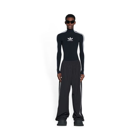 Black Adidas Tracksuit, Balenciaga X Adidas, Balenciaga Store, Balenciaga Adidas, Balenciaga Spring, Black Balenciaga, Adidas Tracksuit, Balenciaga Logo, Tracksuit Pants