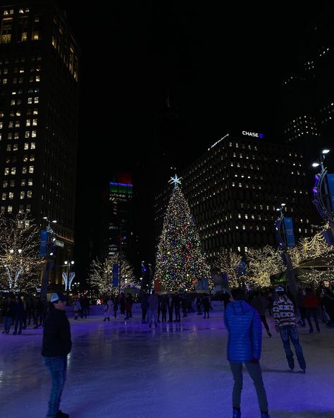 Ice skating in detroit michigan Christmas In Detroit, Detroit Michigan Aesthetic, Detroit Christmas, Winter Things, Uh Huh, Detroit Michigan, Ice Skating, Skating, Michigan