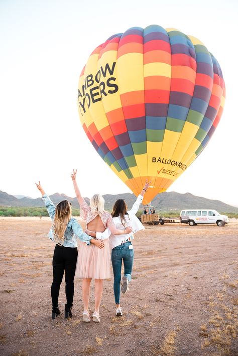 Hot Air Balloons Photography, Arizona Travel Guide, Hot Air Balloon Ride, Girlfriends Getaway, Balloon Pictures, Hot Air Balloon Festival, Perspective Photography, Best Friend Photoshoot, Hot Air Balloon Rides