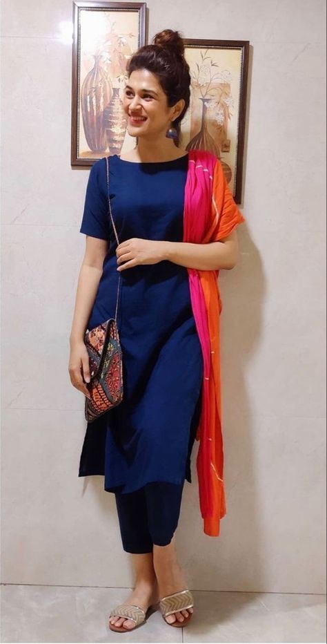 Shraddha Das, Stylish Kurtis Design, Indian Kurti Designs, Churidar Designs, Silk Kurti, Simple Kurta Designs, Designer Kurti Patterns, Simple Kurti Designs, Kurti Designs Latest