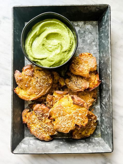 Smashed Potatoes with Green Goddess Dipping Sauce Smashed Potatoes With Avocado Dip, Smashed Potatoes Dipping Sauce, Green Godess Dressing, Smashed Potatoes Baked, Avocado Dipping Sauce, Green Goddess Dip, Goddess Dressing Recipe, Dairy Free Sauces, Smashed Potatoes Recipe