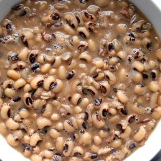 Black Eyed Peas Recipe Bacon, Black Eyed Peas With Bacon, Hopping John, Blackeyed Pea Recipes, Blackeye Peas, Cooking Black Eyed Peas, Dried Peas, Vegetable Casseroles, Blackeyed Peas