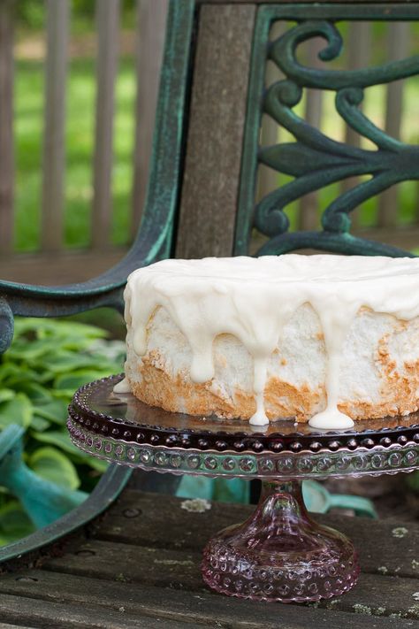 Never Fail Angel Food Cake Angel Food Icing, Angle Food Cake Icing, Angel Food Cake Frosting Recipes, Icing For Angel Food Cake, Angel Food Cake Glaze, Glaze For Angel Food Cake, Angel Food Cake Icing, Angel Food Cake Frosting, Angel Food Cake Recipes