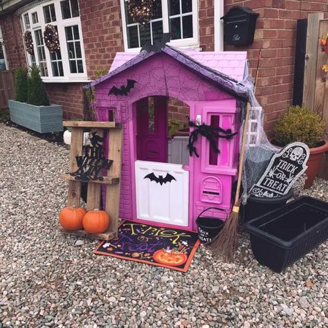 Diy Haunted Playhouse, Toddler Haunted House Ideas, Spooky Playhouse, Haunted Playhouse, Halloween Playhouse, Spooky Walk, Christmas Playhouse, Little Tikes Playhouse Makeover, Victorian Playhouse