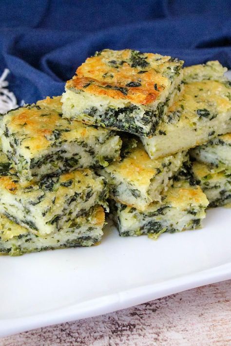 Spinach Cheese Bars, Spinach Bars Recipe, Spinach Cheese Squares, Spinach Cheese Bread, Spinach Squares Appetizers, Savory Bars Recipes, Spinach Bars, Spinach And Feta Brownies, Savory Bars