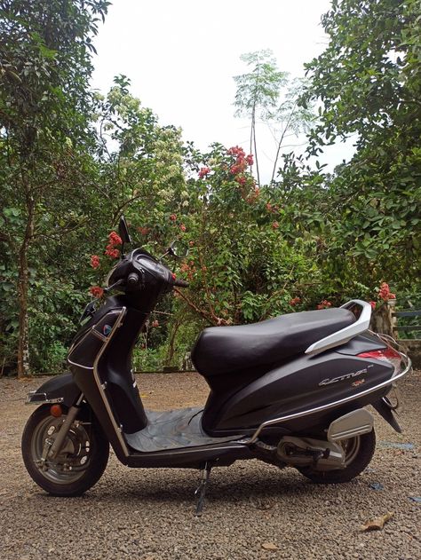 Kottayam keralam Activa Scooty, Activa 6g, Kerala Photos, Bike Status, Feeling Photos, Indian House Exterior Design, Goals 2023, Love Feeling Photos, Vision 2024