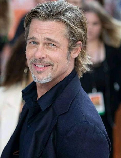 Brad Pitt 2024, Brad Pitt Birthday, Brad Pitt Pictures, Brad Pitt Hair, Brad Pitt Style, William Bradley Pitt, Brad Pitt Photos, Bradley Pitt, Older Mens Hairstyles