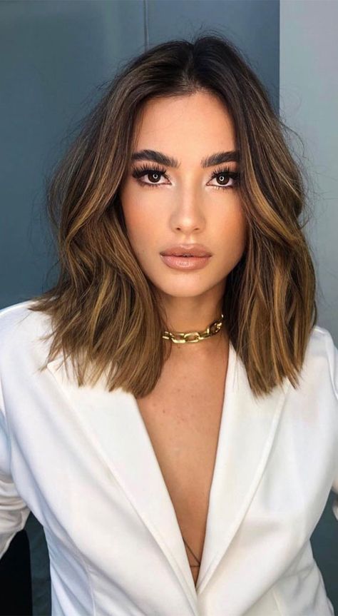 12. Charming Dark Hair Lob Hairstyle Bobs and lobs (long bobs) are timeless hairstyles that have been trending for some time and going strong this... Dark Hair Lob, Hair Lob, Timeless Hairstyles, Long Bobs, Brunette Hair With Highlights, Long Bob Haircuts, Lob Hairstyle, Lob Haircut, Long Bob Hairstyles