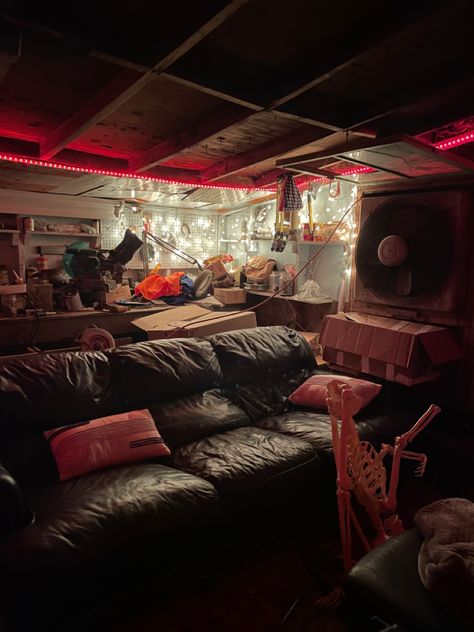 Cool Basement Aesthetic, Smokers Chill Room, Smoky Room Aesthetic, Grunge Basement Bedroom, Messy Couch Aesthetic, Unfinished Basement Aesthetic, Bedroom With Couch Aesthetic, Grunge Garage Aesthetic, Chill Basement Ideas