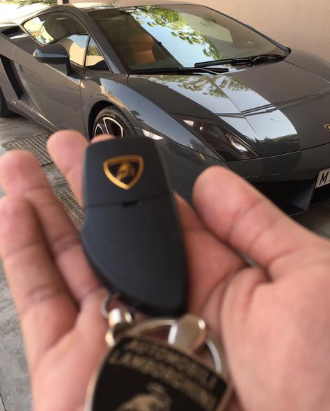 Luxury Car Keys, Lambo Suv Aesthetic, New Car Aesthetic Keys, Lambo Truck Aesthetic, Benz Keys Aesthetic, Lamborghini Keys Aesthetic, Car Keys Aesthetic, Bmw Car Keys Aesthetic, Lamborghini Key