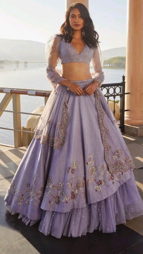 Lehenga Ideas, Baju Kahwin, Lavender Colour, Indian Bridesmaid Dresses, Simple Lehenga, Indian Outfits Lehenga, Wedding Lehenga Designs, Muslim Wedding Dresses, Lehenga Designs Simple