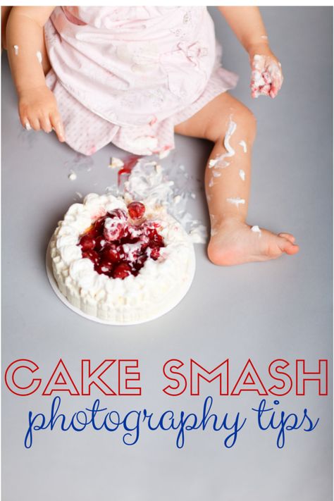 If you want adorable photos of your little one with a cake, you're going to need these cake smash photography tips! Try taking them yourself or hire a photographer! Cake Smash Photos At Home, At Home Smash Cake Photo Shoot, Simple Cake Smash Photoshoot, Smash Cake Pictures, 1 Year Cake, Nature Photography Tips, Cake Smash Photography, Smash Cake Photoshoot, Cake Photography