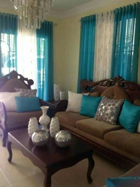 Teal And Brown Living Room, Brown Living Room Decorating Ideas, Christmas Tree Ideas 2023, Brown Furniture Living Room, Turquoise Living Room Decor, Decorating A Bedroom, Living Room Turquoise, Brown Living Room Decor, Teal Living Rooms