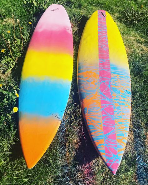 Spray painting art surfboard art Surfboard Painting, Surfboard Art, Surfboard Design, Spray Paint Art, Inspirational Design, Craft Corner, Inflatable Water Slide, Unusual Design, Water Slides