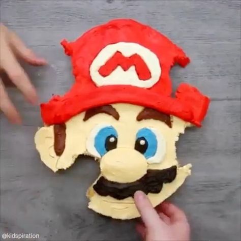 Mario-themed cupcake pull apart 🎂 by @kidspiration . . . DM for Queries and Orders ❤️ Delivering PAN India 🇮🇳 . . . Follow @cakenest.in… | Instagram Super Mario Cake Ideas, Mario Cake Ideas, Cupcake Pull Apart, Luigi Cake, Super Mario Cake, Pull Apart Cupcake Cake, Pull Apart Cake, Mario Cake, Pull Apart Cupcakes