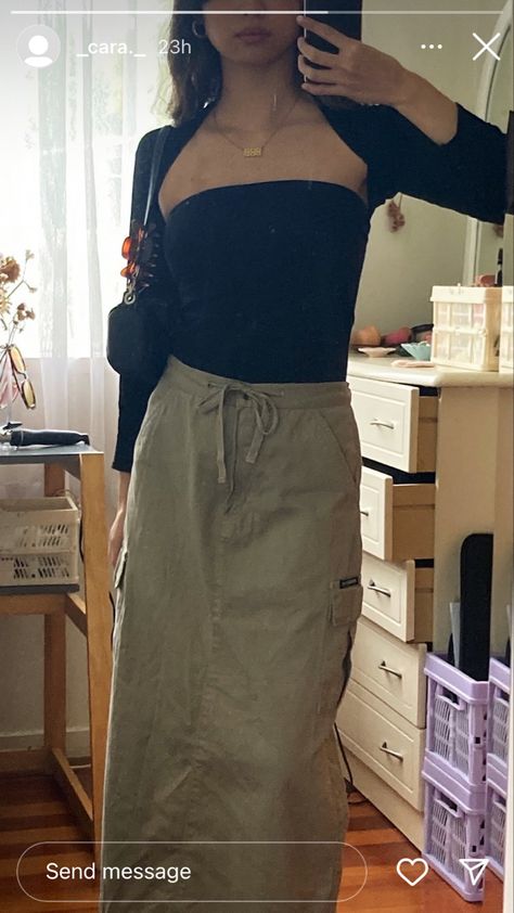 cargo skirt, bolero, bella hadid inspired outfit, ootd Cargo Skirt Maxi Outfit, Bolero Skirt Outfit, Maxi Cargo Skirt Outfit Aesthetic, How To Style Bolero, Y2k Cargo Skirt Outfit, Outfit With Bolero, Bolero Dress Outfits, Cargo Skirt Maxi, Bolero Outfit Winter