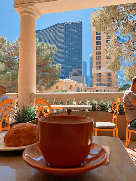 Breakfast Las Vegas, Vegas Breakfast, Vegas Hotels, Bellagio Las Vegas, Las Vegas Hotels, Better Day, Moscow Mule Mugs, Winter Wedding, Coffee Shop