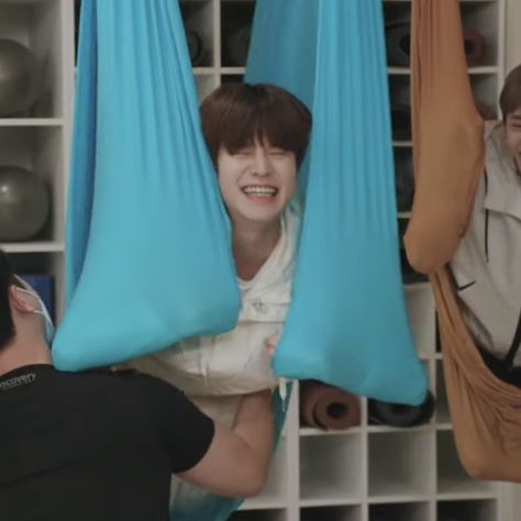 Seungmin Laughing, Skz Meme, Air Yoga, Homeless Children, Bean Bag Chair, Stray Kids, Puppies, Yoga, Memes