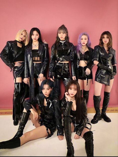 DREAMCATCHER | K-POP GROUP | MEMBERS: ALL (OT7) | INSTAGRAM AND TWITTER: @hf_dreamcatcher Dreamcatcher Concert Outfit, Dreamcatcher Concert, Dreamcatcher Dami, Dreamcatcher Wallpaper, Kpop Concert Outfit, Odd Eyes, Stage Outfits, Kpop Outfits, Insomnia