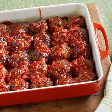 Comfort Meatballs by Ree Drummond Comfort Meatballs, Cowboy Food, Baked Meatball Recipe, Tastee Recipe, Ree Drummond Recipes, Meat Appetizers, Homemade Meatballs, Pioneer Woman Recipes, Comfort Food Recipes