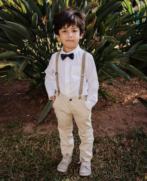 Ring Bearer Outfit Khaki Pants, Ring Bearer Outfit Tan, Boys Church Outfit, Wedding Outfit For Boys, Simple Wedding Bouquets, Ring Bearer Flower Girl, Kids Dress Boys, Family Wedding Photos