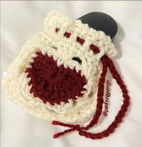 crochet red white heart granny square aipod pouch, inspo, handmae, keychain Crochet Keychain Ideas, White Granny Square, Heart Granny Square, Keychain Ideas, Crochet Pouch, Crochet Lovers, Crochet Keychain, Crochet Heart, Crochet Granny